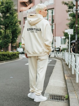 「FOG ESSENTIALS（エフオージーエッセンシャルズ）のアイテム」を使った、Rooptokyoさん（レディース・157cm）の春コーディネート