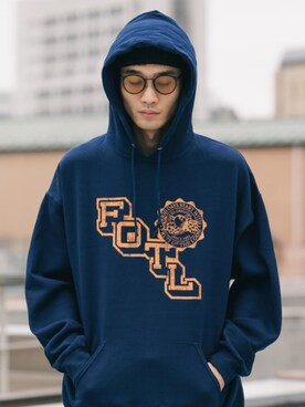 「FRUIT OF THE LOOM（フルーツオブザルーム）のアイテム」を使った、Rooptokyoさん（メンズ・178cm）の秋コーディネート