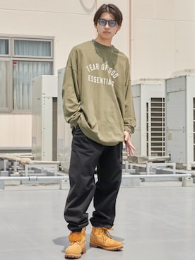 「FOG ESSENTIALS（エフオージーエッセンシャルズ）のアイテム（トップス）」を使った、Rooptokyoさん（メンズ・178cm）の夏コーディネート