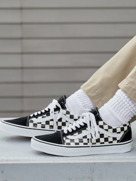 「Dickies（ディッキーズ）のDickies/ディッキーズ LOOSE FIT ダブルニー センタープレス ワークパンツ スケーターパンツ イージーパンツ 85283 レングス32 2026年 夏 夏服 秋服（チノパンツ、ベージュ系）」を使った、Rooptokyoさん（メンズ・178cm）の夏コーディネート