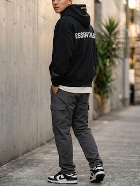 「GILDAN（ギルダン）のアイテム」を使った、Rooptokyoさん（メンズ・178cm）の春コーディネート