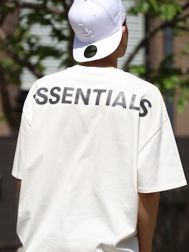 「FOG ESSENTIALS（エフオージーエッセンシャルズ）のアイテム（トップス）」を使った、Rooptokyoさん（メンズ・178cm）の夏コーディネート