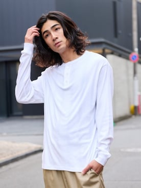 「Dickies（ディッキーズ）の【ROOPTOKYO別注】Dickies/ディッキーズ EASY DOUBLE KNEE PANTS イージーダブルニーパンツ スケーター ワークパンツ ルーズフィット 2026年 夏 夏服 秋服（チノパンツ、グリーン系）」を使った、Rooptokyoさん（メンズ・178cm）の秋コーディネート