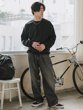 「GILDAN（ギルダン）のGILDAN/ギルダン USAオーバーサイズ ロングスリーブプルオーバークルーネックスウェット 無地トレーナー ユニセックス 2026年春夏（スウェット、ブラック系）」を使った、Rooptokyoさん（メンズ・178cm）の春コーディネート