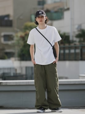 「GILDAN（ギルダン）のアイテム」を使った、Rooptokyoさん（メンズ・178cm）の夏コーディネート