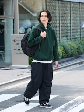 「GILDAN（ギルダン）のアイテム」を使った、Rooptokyoさん（メンズ・178cm）の夏コーディネート