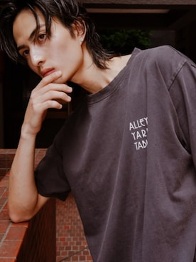 「ROOPTOKYO（ループトウキョウ）のAYT×阪神タイガース トラッキー プリントデザイン グラフィック クルーネックTシャツ 半袖 メンズ 野球 ベースボール 2026年夏 夏服（Tシャツ/カットソー、グレー系）」を使った、Rooptokyoさん（メンズ・178cm）の夏コーディネート