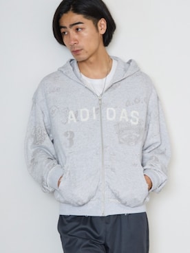  ビッグ トレフォイル ポーラーフリース ミックス パーカー adidas（アディダス）の「ビッグ トレフォイル ポーラーフリース