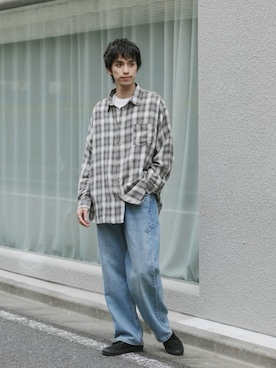 「Levi's（リーバイス）のLEVI'S/リーバイス 565 LOOSE STRAIGHT ルーズストレート デニムパンツ ストレートシルエット（デニムパンツ、ブルー系）」を使った、Rooptokyoさん（メンズ・178cm）の春コーディネート