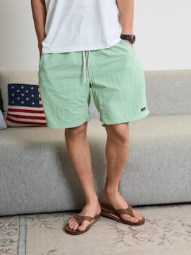 「アイテム（水着、グリーン系）」を使った、Rooptokyoさん（メンズ・178cm）の夏コーディネート