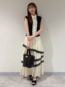 「ASTORIA ODIER（アストリアオディール）の異素材フリルカットソー（Tシャツ/カットソー、ブラック系）」を使った、ASTORIA ODIER（アストリア オディール）さん（レディース・155cm）の夏コーディネート