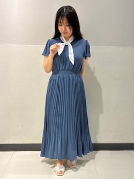 「ASTORIA ODIER（アストリアオディール）のレースボウタイプリーツワンピース（ワンピース、ブルー系）」を使った、ASTORIA ODIER（アストリア オディール）さん（レディース・155cm）の夏コーディネート