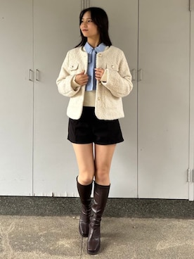 「アイテム（ノーカラージャケット、ホワイト系）」を使った、ASTORIA ODIER（アストリア オディール）さん（レディース・160cm）の秋コーディネート