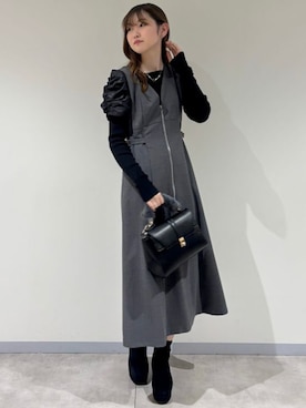 「厚底ブーツ」｜「アイテム（ジャンパースカート）」を使った、ASTORIA ODIER（アストリア オディール）さん（レディース・161cm）の秋コーディネート