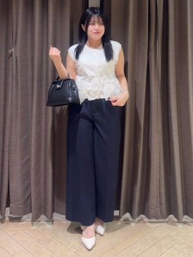 「TRUDEA（トルディア）のマリンボタンセミワイドパンツ（その他パンツ、ブルー系）」を使った、ASTORIA ODIER（アストリア オディール）さん（レディース・159cm）の夏コーディネート