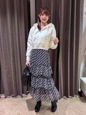 「TRUDEA（トルディア）のアイテム」を使った、ASTORIA ODIER（アストリア オディール）さん（レディース・162cm）の秋コーディネート
