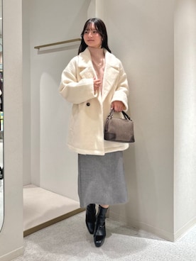 「アイテム（その他アウター、ホワイト系）」を使った、ASTORIA ODIER（アストリア オディール）さん（レディース・160cm）の冬コーディネート