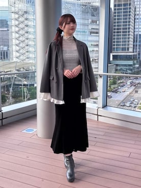 「ASTORIA ODIER（アストリアオディール）のベロアマーメイドスカート(ミモレ丈/フレア)（スカート、ブラック系）」を使った、ASTORIA ODIER（アストリア オディール）さん（レディース・162cm）の秋コーディネート
