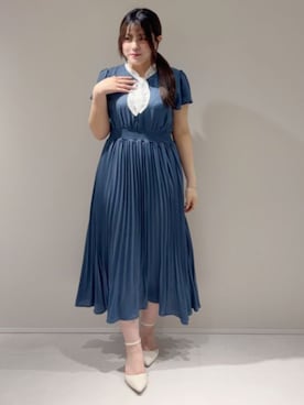 「ASTORIA ODIER（アストリアオディール）のレースボウタイプリーツワンピース（ワンピース、ブルー系）」を使った、ASTORIA ODIER（アストリア オディール）さん（レディース・155cm）の夏コーディネート