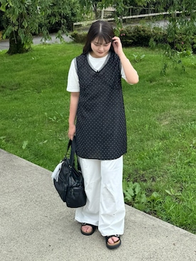 「NUGUのアイテム（パンツ、ホワイト系）」を使った、mayuさん（レディース・157cm）の夏コーディネート