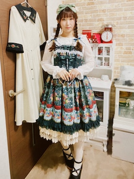 「アイテム（ジャンパースカート）」を使った、黐さん（レディース・164cm・20代）の秋コーディネート