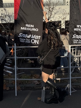 「アイテム（パーカー）」を使った、ユさん（レディース・151cm）の秋コーディネート