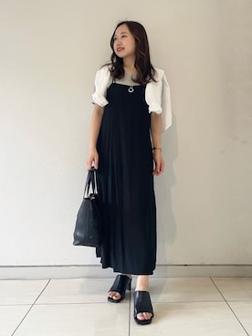 「インディヴィ」｜「アイテム（サンダル）」を使った、INDIVI(SHOP STAFF)さん（レディース・144cm）の夏コーディネート