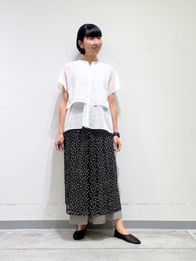 INDIVI(SHOP STAFF)さん（レディース・168cm）の夏コーディネート