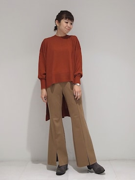 「スリットパンツ」｜「アイテム（その他）」を使った、INDIVI(SHOP STAFF)さん（レディース・162cm）の冬コーディネート
