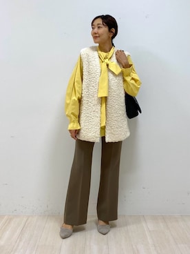 「インディヴィ」｜「アイテム（ベスト）」を使った、INDIVI(SHOP STAFF)さん（レディース・153cm）の秋コーディネート