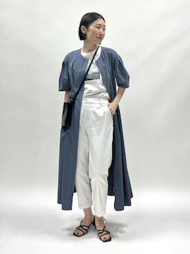 INDIVI(SHOP STAFF)さんの「◆【トレンド/洗える】ハイストレッチ セミフレアデニムパンツ」を使ったコーディネート