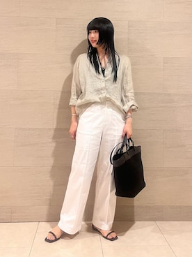 「リネンシャツ」｜「アイテム（その他）」を使った、INDIVI(SHOP STAFF)さん（レディース・159cm）の夏コーディネート