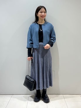 「インディヴィ」｜「アイテム（ブルゾン）」を使った、INDIVI(SHOP STAFF)さん（レディース・152cm）の秋コーディネート