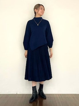 「アシンメトリー」｜「アイテム（その他）」を使った、INDIVI(SHOP STAFF)さん（レディース・165cm）の秋コーディネート