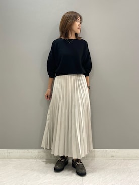 「インディヴィ」｜「アイテム（その他シューズ）」を使った、INDIVI(SHOP STAFF)さん（レディース・151cm）の秋コーディネート