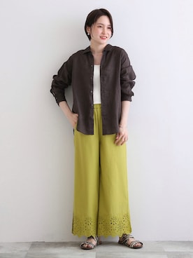 「グリーンパンツ」｜INDIVI(SHOP STAFF)さん（レディース・163cm）の春コーディネート