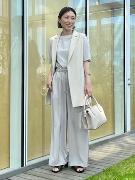 「サテンパンツ」｜「アイテム（その他）」を使った、INDIVI(SHOP STAFF)さん（レディース・158cm）の夏コーディネート