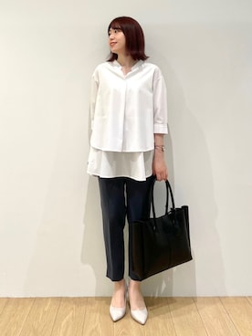 「アイテム（スーツパンツ、グリーン系）」を使った、INDIVI(SHOP STAFF)さん（レディース・156cm）の夏コーディネート