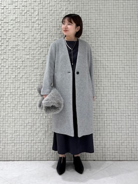 「アイテム（ノーカラーコート）」を使った、INDIVI(SHOP STAFF)さん（レディース・146cm）の冬コーディネート