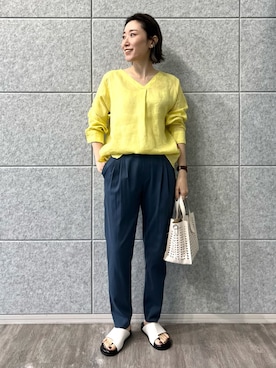 「リネンブラウス」｜「アイテム（その他）」を使った、INDIVI(SHOP STAFF)さん（レディース・158cm）の春コーディネート