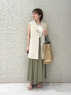 「インディヴィ」｜「アイテム（ベスト）」を使った、INDIVI(SHOP STAFF)さん（レディース・146cm）の夏コーディネート
