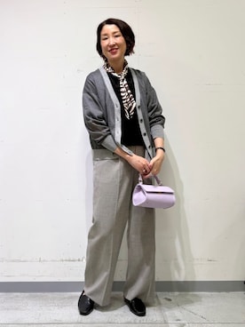 「アイテム（バンダナ/スカーフ）」を使った、INDIVI(SHOP STAFF)さん（レディース・170cm）の秋コーディネート