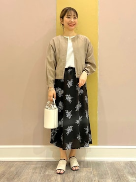 「フラワープリント」｜「アイテム（ブルゾン）」を使った、INDIVI(SHOP STAFF)さん（レディース・152cm）の夏コーディネート