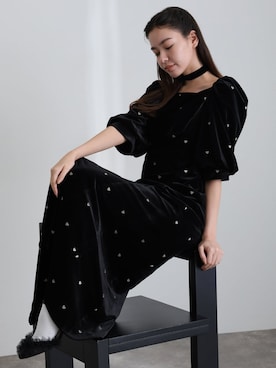 「アイテム（ドレス、ブラック系）」を使った、SHOP STAFFさん（レディース・164cm）の冬コーディネート