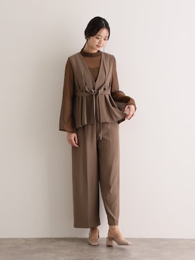 「アイテム（スーツセット）」を使った、SHOP STAFFさん（レディース・168cm）の秋コーディネート