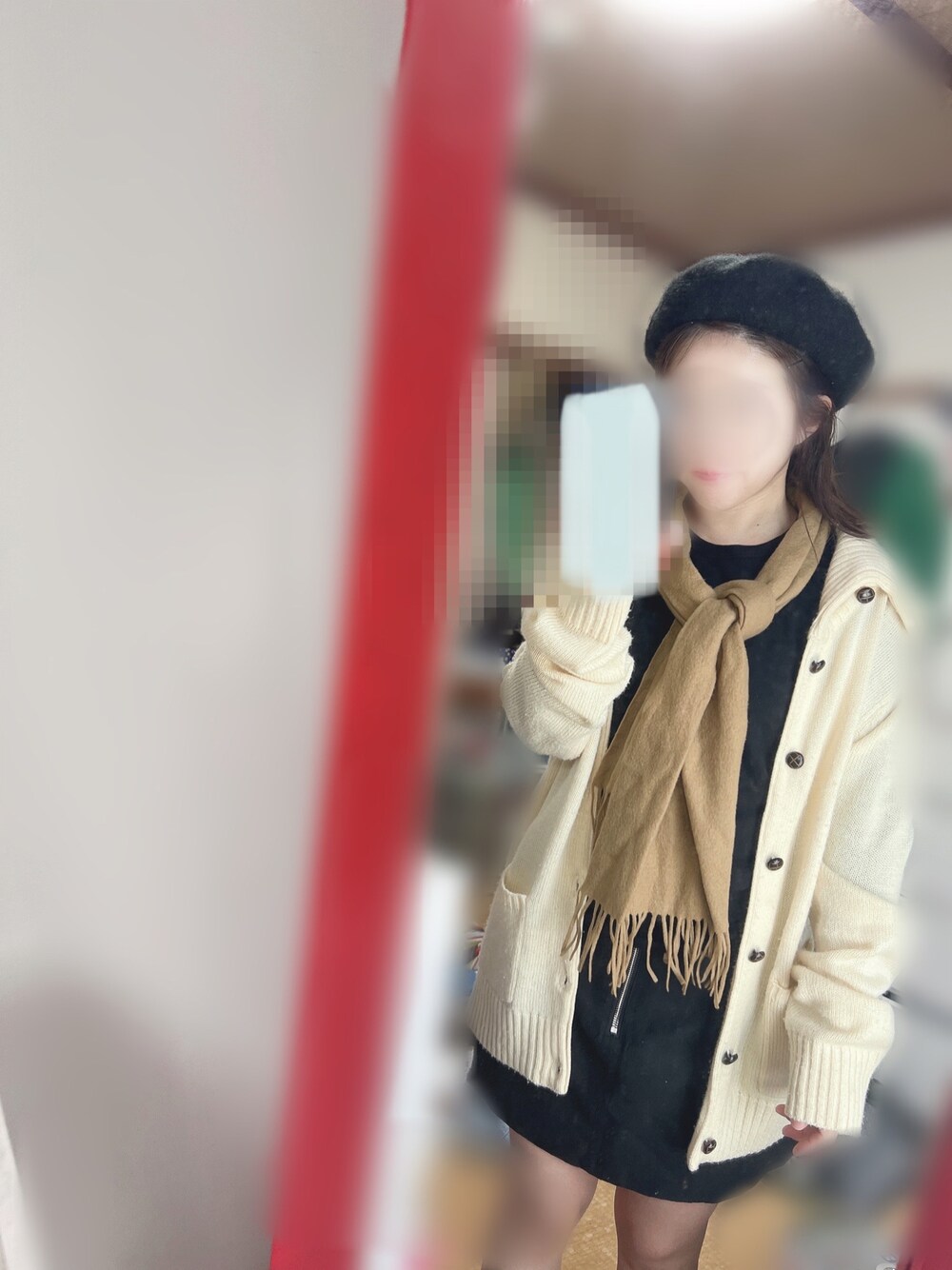 「ベレー帽、マフラー、ガーリー」｜「。のアイテム（マフラー、ブラウン系）」を使った、アラレちゃんさん（レディース・145cm）の春コーディネートの1枚目の写真