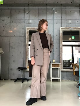 「Mila Owen（ミラオーウェン）のアイテム（デニムパンツ）」を使った、epooooさん（レディース・162cm）の秋コーディネート