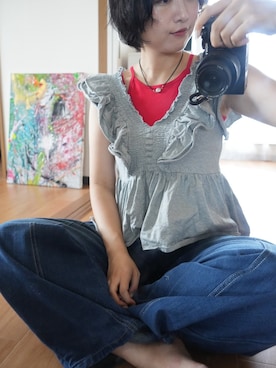「ALL NEW MART（オールニューマート）のギャザーフリルトップス（Tシャツ/カットソー、グレー系）」を使った、yukiさん（レディース・164cm）の夏コーディネート