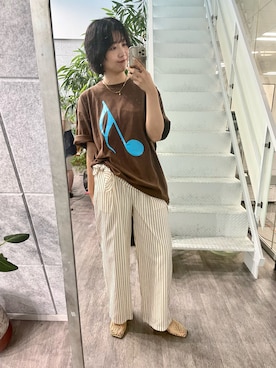「ALL NEW MART（オールニューマート）のマルチWAYストライプパンツ（その他パンツ、イエロー系）」を使った、yukiさん（レディース・164cm）の秋コーディネート