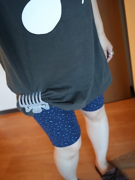 「ALL NEW MART（オールニューマート）の音符グラフィックTシャツ（Tシャツ/カットソー、ブラック系）」を使った、yukiさん（レディース・164cm）の秋コーディネート
